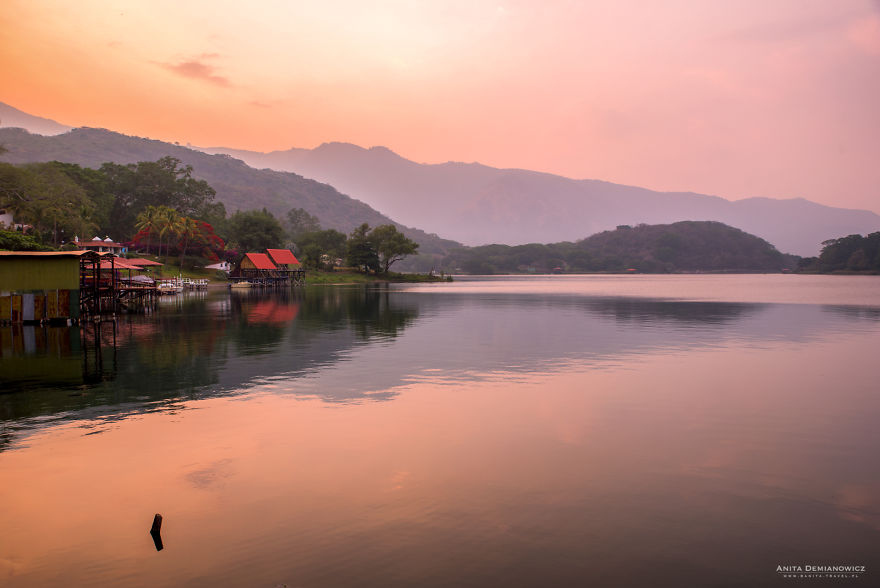 I Traveled Around The World To Take A Photo The Most Beautiful Sunsets And Sunrises