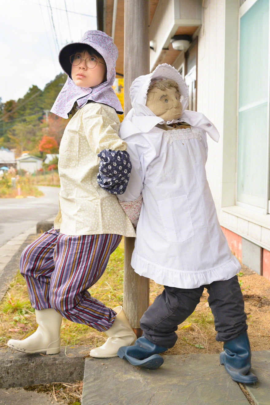 My 16 Self Portraits With Scarecrows Show The Depopulation Problems In Japan