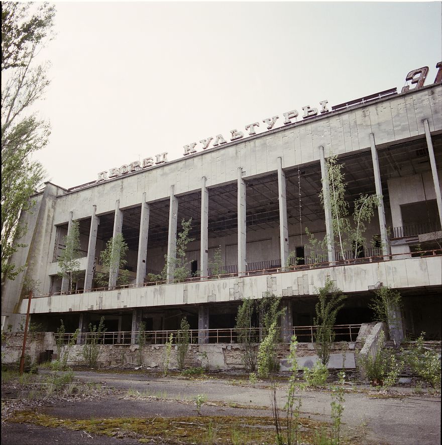I Went To Chernobyl With My Hasselblad 500c Analog Camera And Came Back With Goosebumps And These Photographs