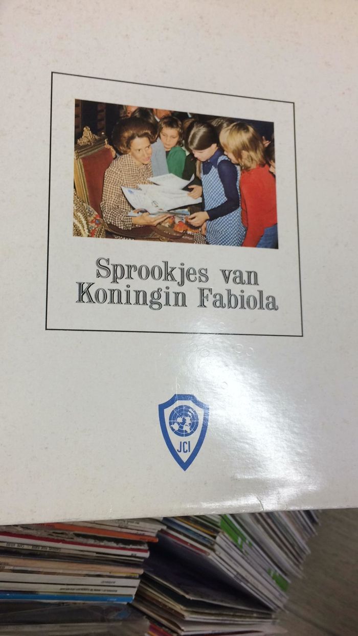 Vinyl Record - Translation: Fairytales Of Queen Fabiola (Former Belgian Queen)