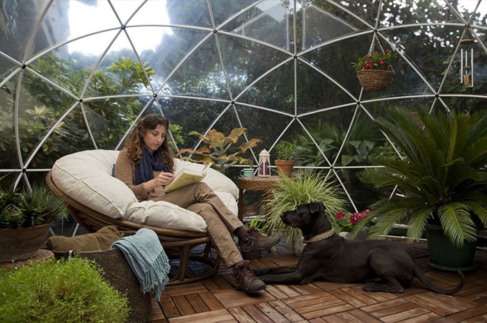 Amazon Is Now Selling An Igloo You Can Build In Your Backyard Amazon Is Now Selling An Igloo You Can Build In Your Backyard