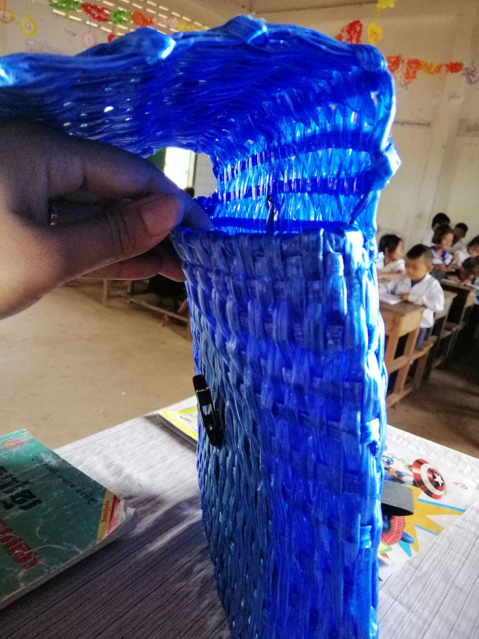 Teacher Shares Photos Of A Backpack A Father Made For His Son Because He Wanted To Save Money (Updated) Teacher Shares Photos Of A Backpack A Father Made For His Son Because He Wanted To Save Money (Updated)