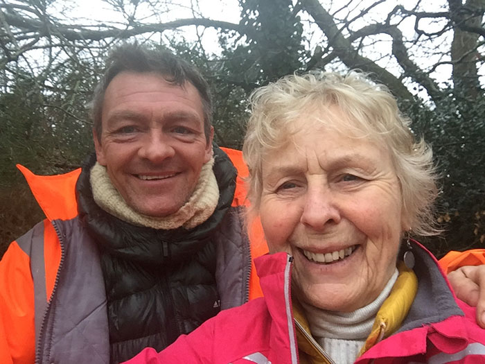 70-Year-Old Grandma Cleans 52 Beaches In One Year After Watching A Documentary About Plastic Pollution