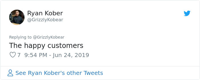 Guy Takes His Grandpa And Uncle To Get Their Hearing Aids Done, Tweets Hilarious Adventures On The Way Guy Takes His Grandpa And Uncle To Get Their Hearing Aids Done, Tweets Hilarious Adventures On The Way