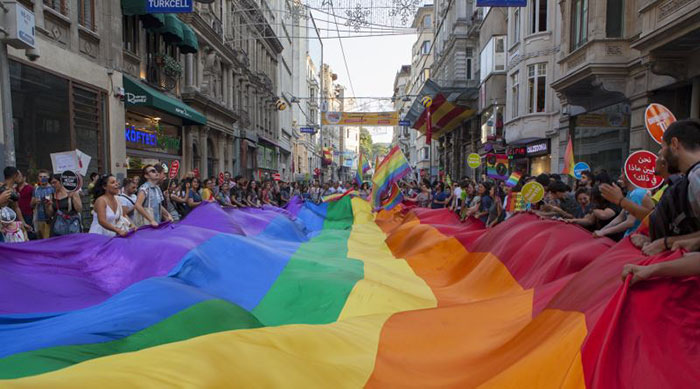 22 Sassiest Responses To Homophobe Comparing Being Straight During Pride Month To Being A Jew In Nazi Germany