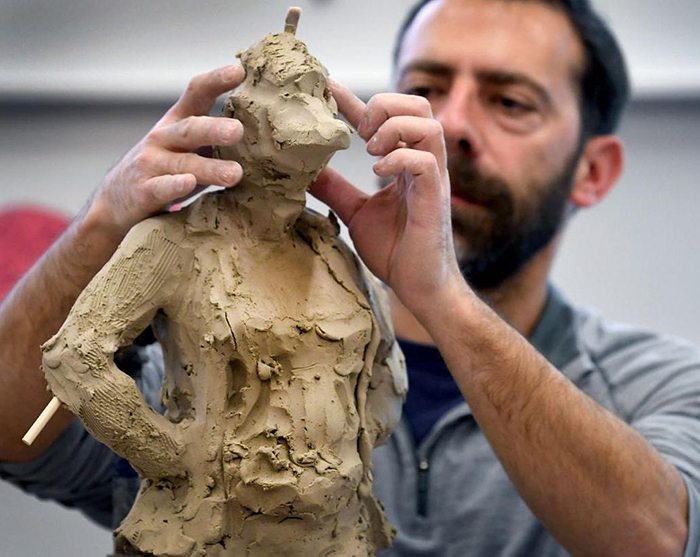 This Artist Gives Animal Heads To People And The Result Is Freakishly Real This Artist Gives Animal Heads To People And The Result Is Freakishly Real