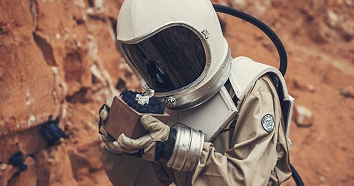 Our Crystal Lamps Look Like They’re From Another Planet So We Imagined How We Harvest Them