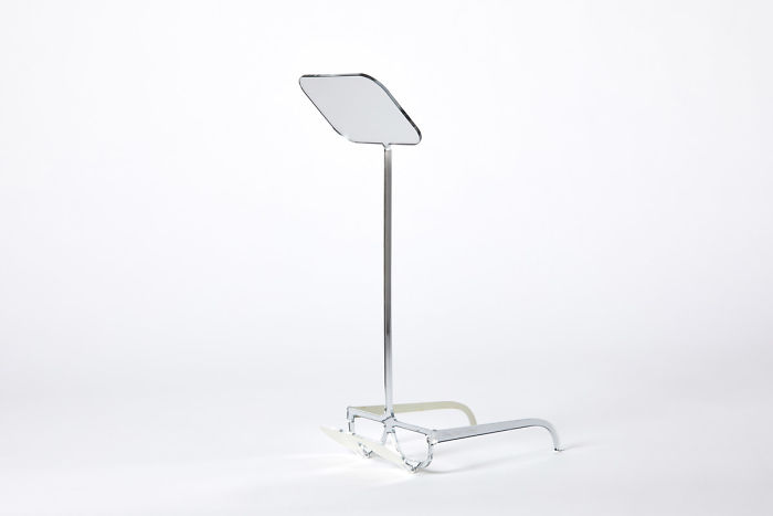 Guy Invents Glasses That Allow Short People To See The World From 'Above' (+6 Other Inventions) Guy Invents Glasses That Allow Short People To See The World From 'Above' (+6 Other Inventions)