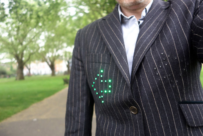 Guy Invents Glasses That Allow Short People To See The World From 'Above' (+6 Other Inventions) Guy Invents Glasses That Allow Short People To See The World From 'Above' (+6 Other Inventions)