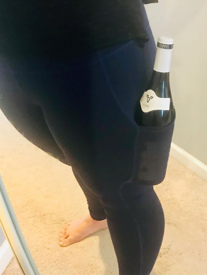 This Amazon Review On Leggings Shows How Much Women Need Pockets This Amazon Review On Leggings Shows How Much Women Need Pockets