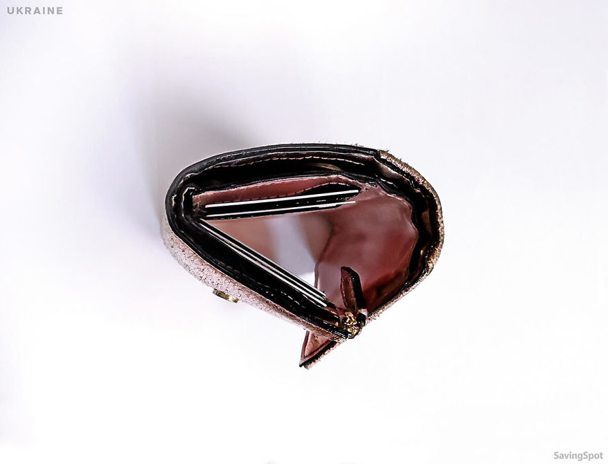 The Comparison Of 16 Wallets From Different People Around The World