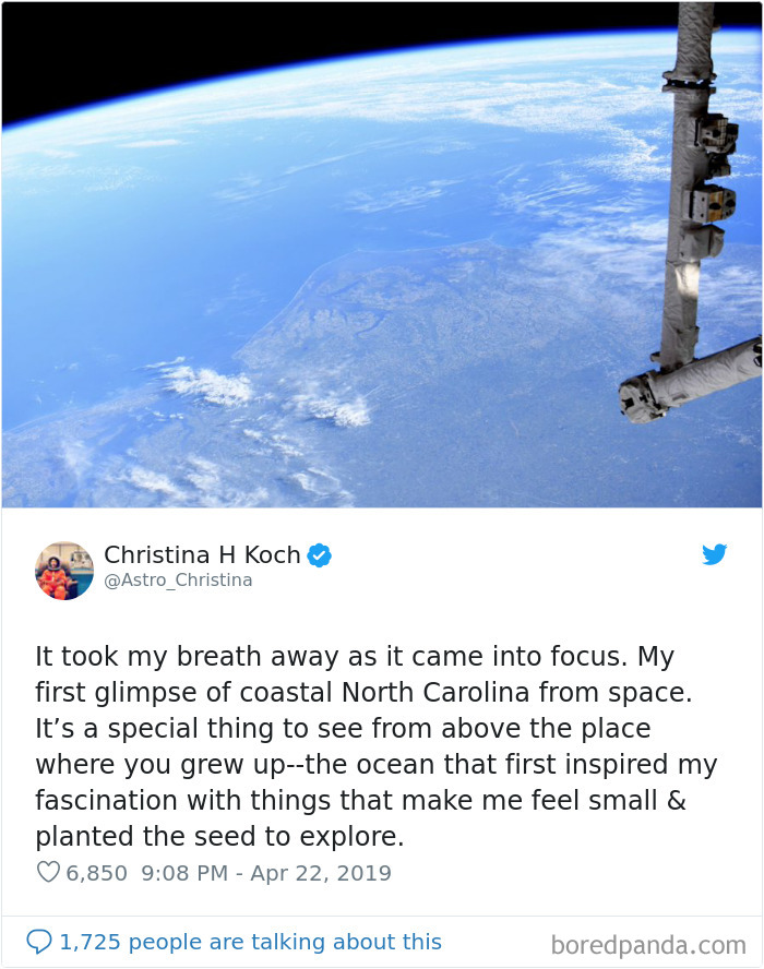 Astronaut Photo Tweet