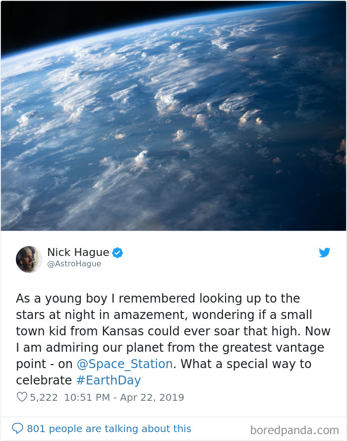 Astronaut Photo Tweet