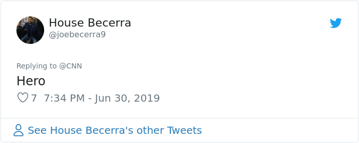 7-Year-Old Autistic Boy Flying Alone With $10 And A Note Explaining His Condition Gets The Best Seatmate 7-Year-Old Autistic Boy Flying Alone With $10 And A Note Explaining His Condition Gets The Best Seatmate