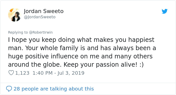 11 Pics Comparing Father And Son Irwins That Prove The Apple Does Not Fall Far From The Tree 11 Pics Comparing Father And Son Irwins That Prove The Apple Does Not Fall Far From The Tree