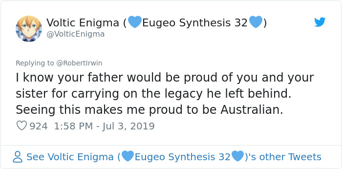 11 Pics Comparing Father And Son Irwins That Prove The Apple Does Not Fall Far From The Tree 11 Pics Comparing Father And Son Irwins That Prove The Apple Does Not Fall Far From The Tree