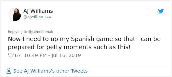 Racist Man Demands That A Woman Stop Speaking Spanish On A Plane, Passengers Troll Him By Speaking Spanish Too Racist Man Demands That A Woman Stop Speaking Spanish On A Plane, Passengers Troll Him By Speaking Spanish Too