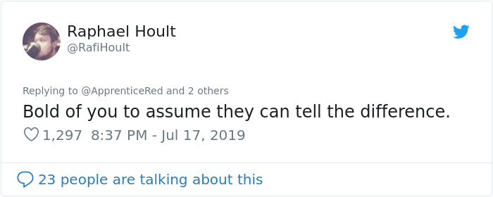 Racist Man Demands That A Woman Stop Speaking Spanish On A Plane, Passengers Troll Him By Speaking Spanish Too Racist Man Demands That A Woman Stop Speaking Spanish On A Plane, Passengers Troll Him By Speaking Spanish Too