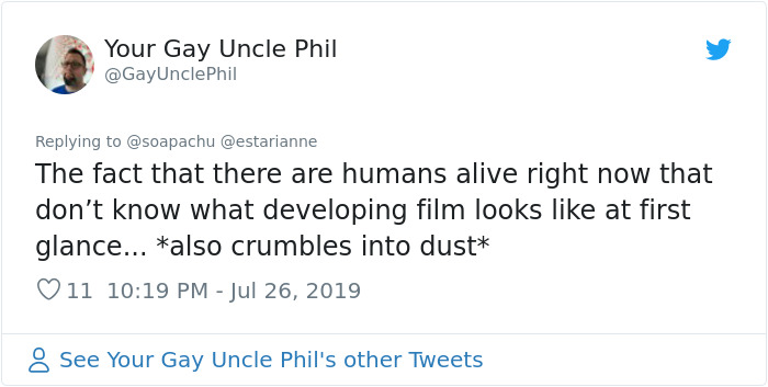 Stranger Things Fan Doesn't Know What A Darkroom Is, Goes Viral On Twitter