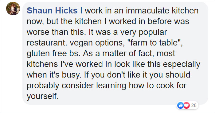 Customer Secretly Films A Hooters Kitchen And People Are Disgusted