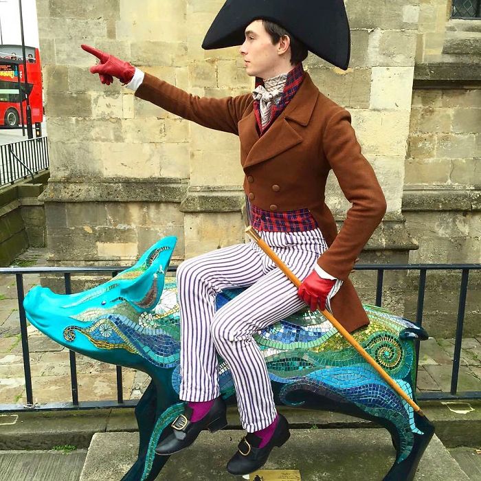 This Man Said Goodbye To His Last Piece Of Modern Clothing At The Age Of 14 And Has Worn Historical Clothing Ever Since This Man Said Goodbye To His Last Piece Of Modern Clothing At The Age Of 14 And Has Worn Historical Clothing Ever Since