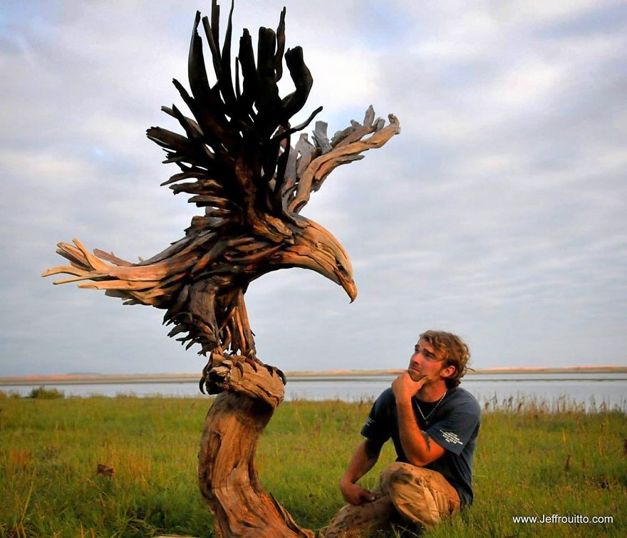 American Artist Creates Art With Reused Wood And The Result Looks Magical