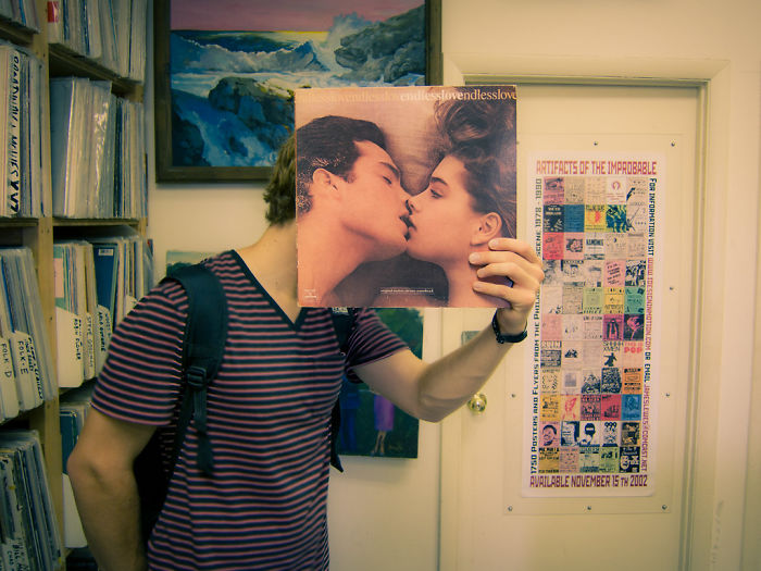 People Are Merging Old Vinyl Covers With Parts Of Their Bodies And The Result Is Amazing