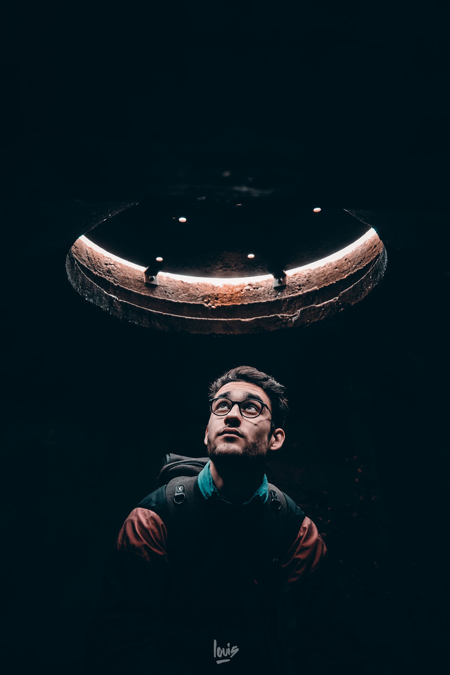 Here Is The Artist! Louis Maniquet Himself