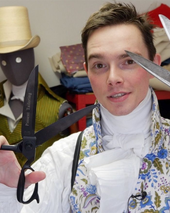 This Man Said Goodbye To His Last Piece Of Modern Clothing At The Age Of 14 And Has Worn Historical Clothing Ever Since This Man Said Goodbye To His Last Piece Of Modern Clothing At The Age Of 14 And Has Worn Historical Clothing Ever Since