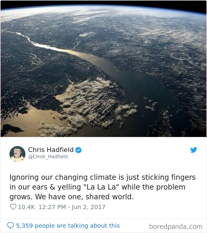 Astronaut Photo Tweet