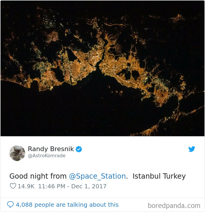 Astronaut Photo Tweet