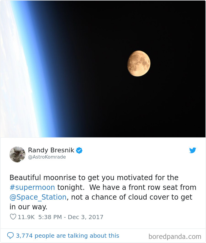 Astronaut Photo Tweet