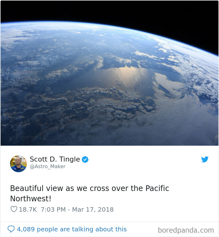 Astronaut Photo Tweet