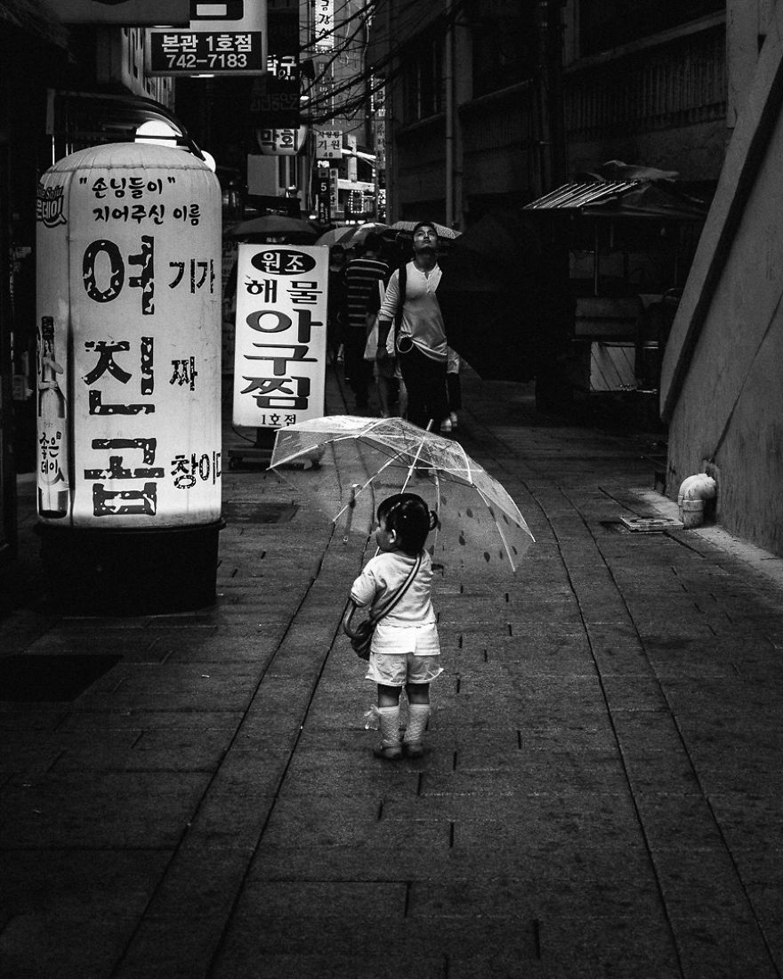 Seoul Street Scenes For June 2019