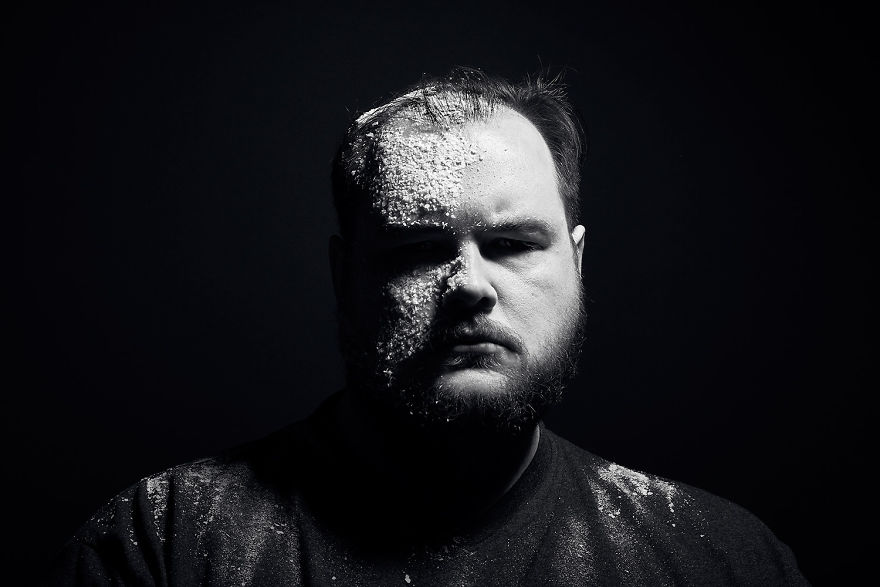 I Show My Poor Relationship With Junk Food And My Own Body Image (10 pics)