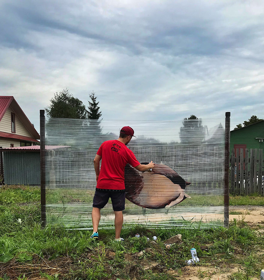 I Use Transparent Wrap To Spray-Paint Animals I Use Transparent Wrap To Spray-Paint Animals