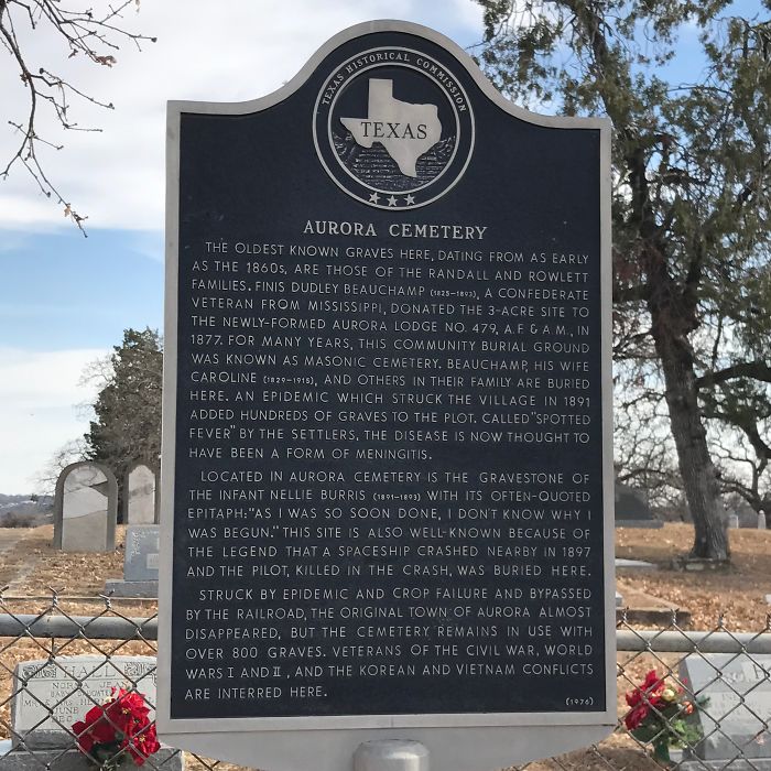 I Visited The Aurora Space Alien Grave - A Ufo Incident 50 Years Before Roswell