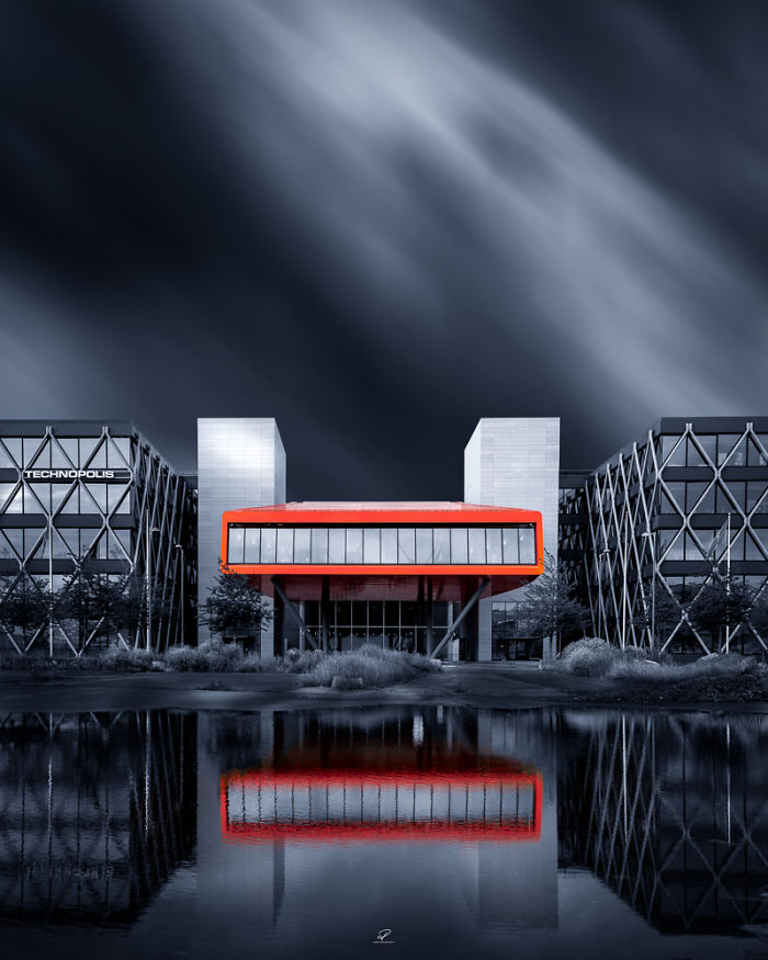 Seduced By The Light - My Addiction To Light And Shadows