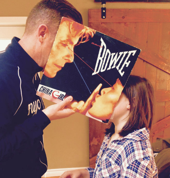 People Are Merging Old Vinyl Covers With Parts Of Their Bodies And The Result Is Amazing