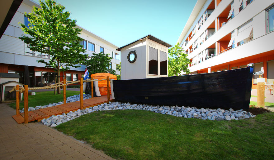 We Made An Interactive Boat In The Garden Of A Home For People With Dementia