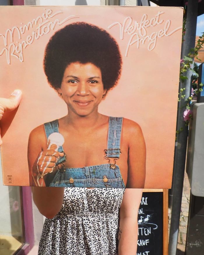 People Are Merging Old Vinyl Covers With Parts Of Their Bodies And The Result Is Amazing