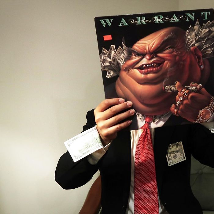 People Are Merging Old Vinyl Covers With Parts Of Their Bodies And The Result Is Amazing