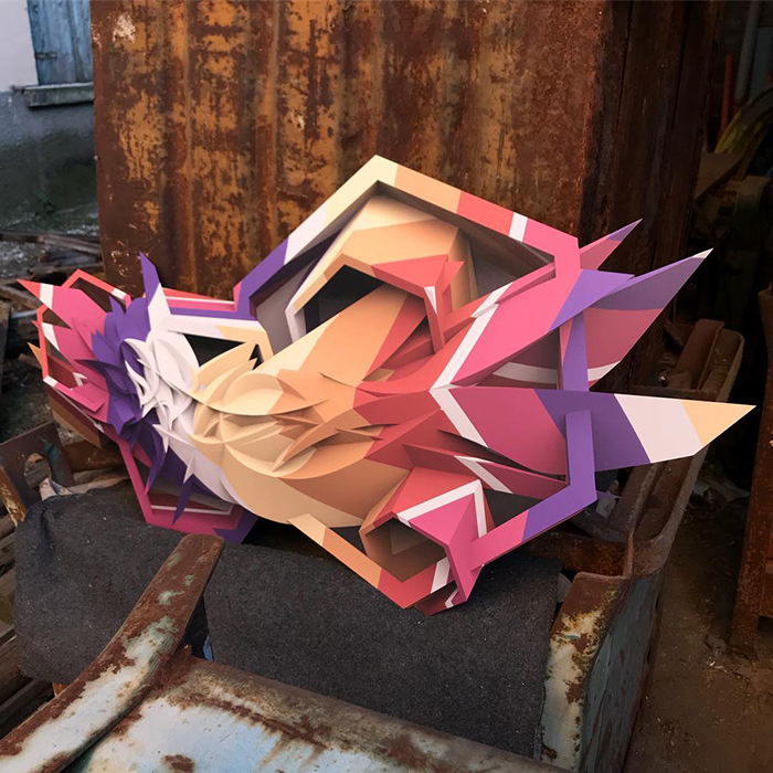 This Graffiti Artist Stuns Passerby With His 3D-Looking Abstract Drawings This Graffiti Artist Stuns Passerby With His 3D-Looking Abstract Drawings