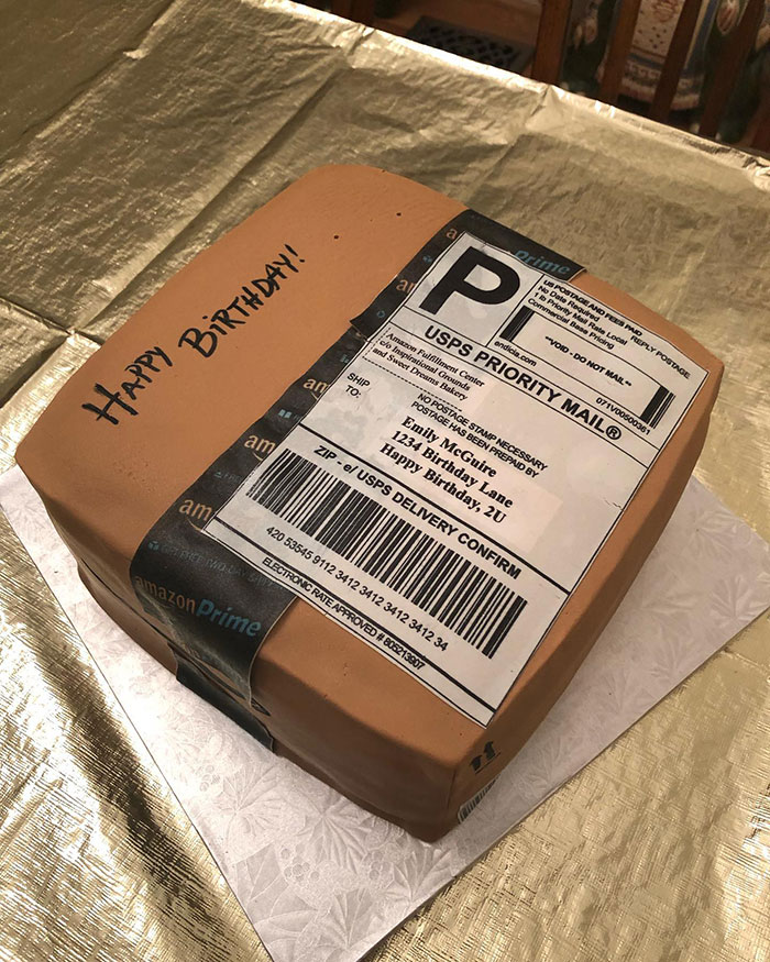 This Woman Loves Ordering From Amazon So Much That Her Husband Brought Her An Amazon Birthday Cake This Woman Loves Ordering From Amazon So Much That Her Husband Brought Her An Amazon Birthday Cake