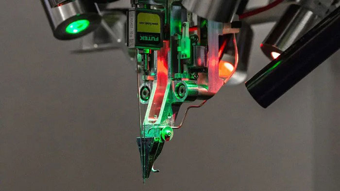 Elon Musk's Startup Creates Dystopian Brain Implant That Will Link Your Brain To A Computer Elon Musk's Startup Creates Dystopian Brain Implant That Will Link Your Brain To A Computer