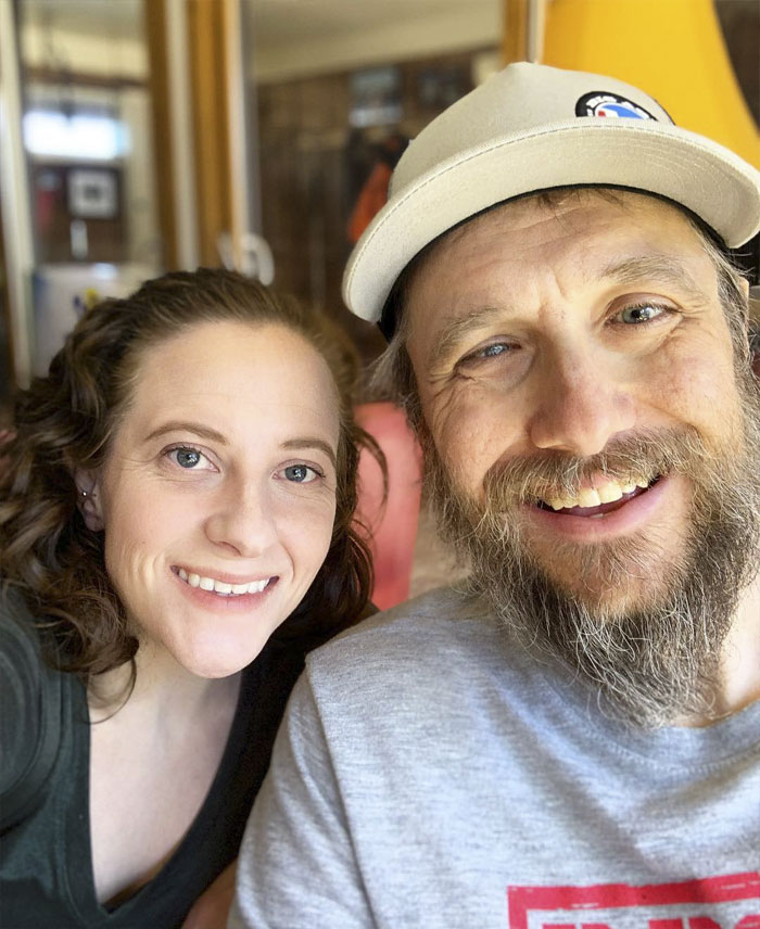 Woman Who Cannot Walk Forms A Duo With A Blind Man So They Could Go Hiking Together: 'He's The Legs, I'm The Eyes'