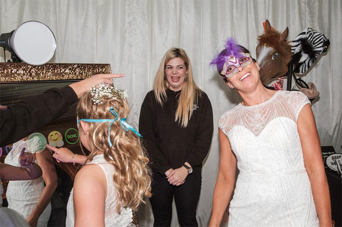 Funny-Wedding-Photography-Ian-Weldon