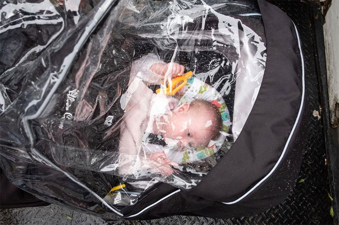 Funny-Wedding-Photography-Ian-Weldon