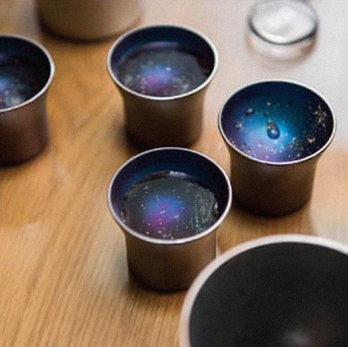 Clever Design Turns Ordinary Cups Into Liquid Galaxies When Something Is Poured Into Them Clever Design Turns Ordinary Cups Into Liquid Galaxies When Something Is Poured Into Them