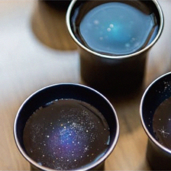 Clever Design Turns Ordinary Cups Into Liquid Galaxies When Something Is Poured Into Them Clever Design Turns Ordinary Cups Into Liquid Galaxies When Something Is Poured Into Them